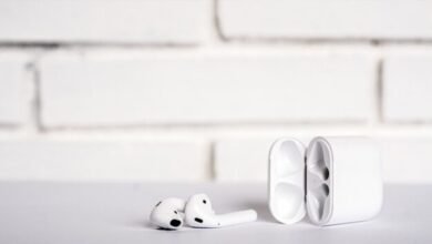 Little White Earbuds: A Complete Guide to Wireless Freedom